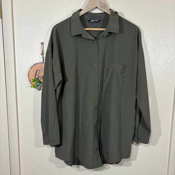 The North Face Tops - The North Face Women’s Casual Forest Green Button Down Top Size XL